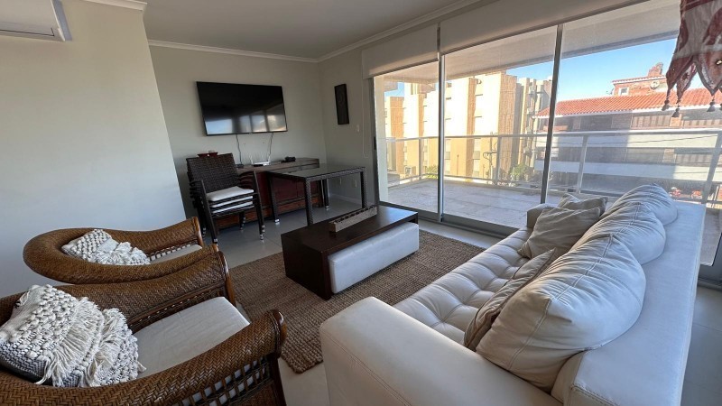 Departamento en venta y alquiler de 3 dormitorios 